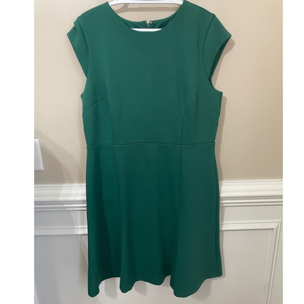 Ann Taylor Kelly Green Cap Sleeve Fit and Flare Knit Dress Size 16 NWT